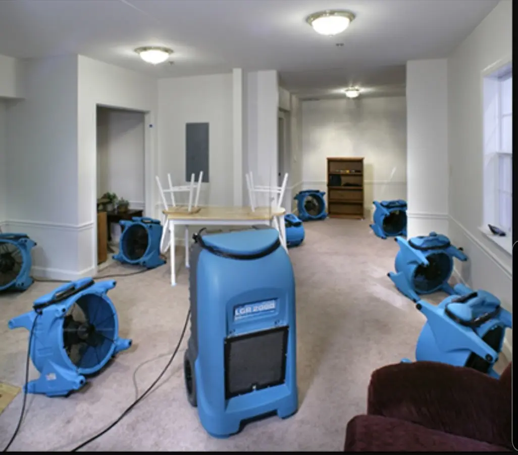 Air movers and dehumidifier setup for Water Extraction & Removal in Gahanna